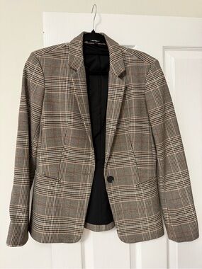 Express Men's Plaid Sport Coat in Brown and Black